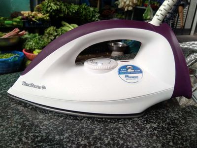 Bàn ủi khô BlueStone DIB-3726 1300 Watt còn 99% 😍. Mua bán Nội thất, đồ gia dụng khác tại Quận 10 Tp Hồ Chí Minh được đăng bởi Old Chilli Second Hand Shop