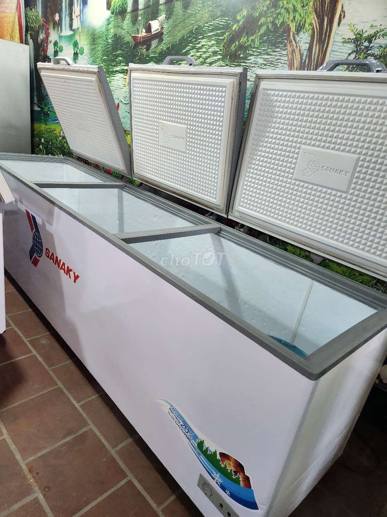 Tủ đông Sanaky 1300 lít 3 cánh cũ. Mua bán Tủ lạnh tại Quận Tân Phú Tp Hồ Chí Minh được đăng bởi mai hình 1