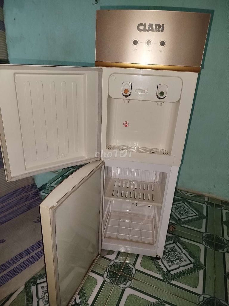 Cây nóng lạnh Clari Trắng, Vàng đồng. Mua bán Bếp, lò, đồ điện nhà bếp tại Thị xã Tân Uyên Bình Dương được đăng bởi Nguyen Thoai hình 1