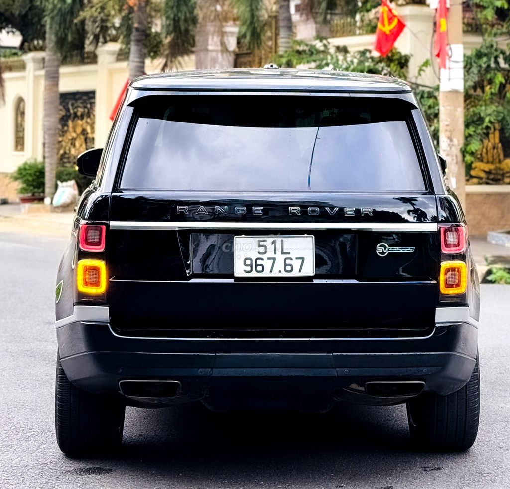 RangRover HSE "THÙNG TO" up to AutobioGraphy 2021. Mua bán Ô tô tại Quận Bình Thạnh Tp Hồ Chí Minh được đăng bởi Hoàng Phát hình 7