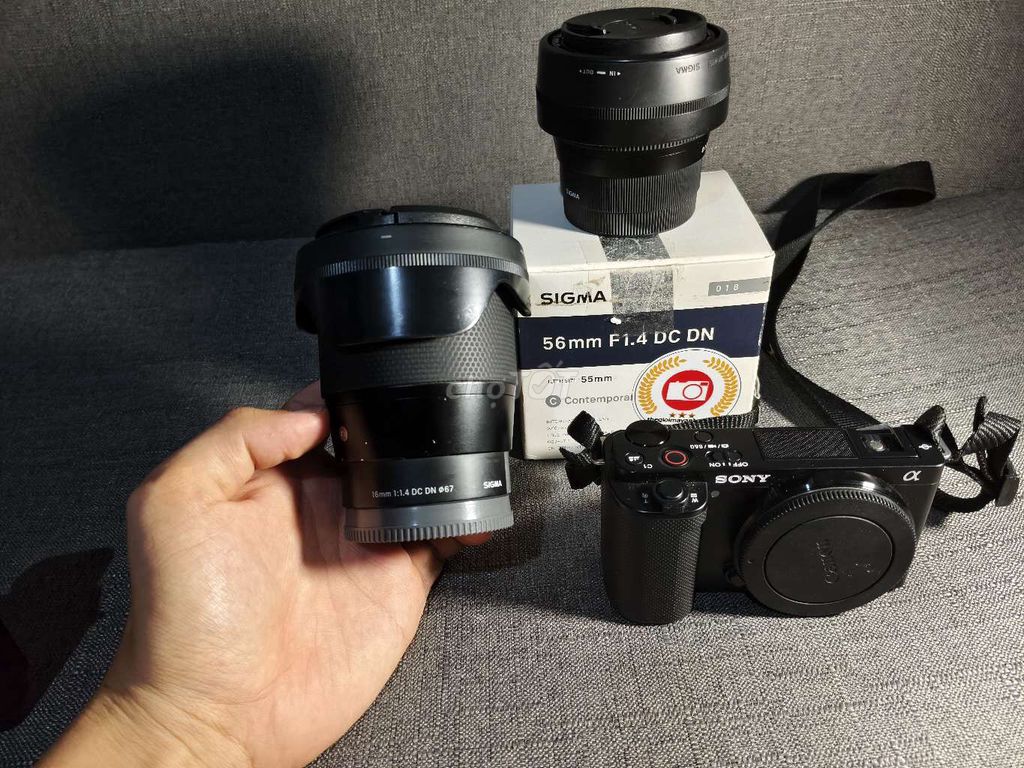 Máy ảnh Sony ZVE10 Đen 1300 shots. Mua bán Máy ảnh, Máy quay tại Quận Ninh Kiều Cần Thơ được đăng bởi Hoàng Việt hình 1