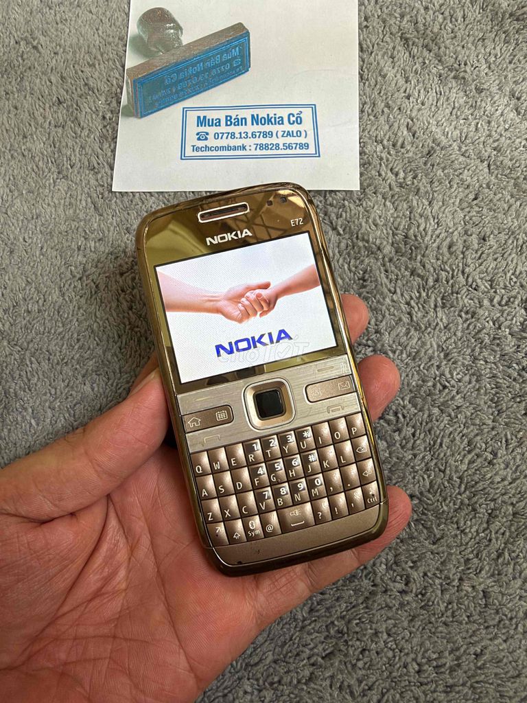e72 vàng gold zin nguyên tem FPT. Mua bán Điện thoại tại Quận 10 Tp Hồ Chí Minh được đăng bởi Mua Bán Nokia Cổ hình 1
