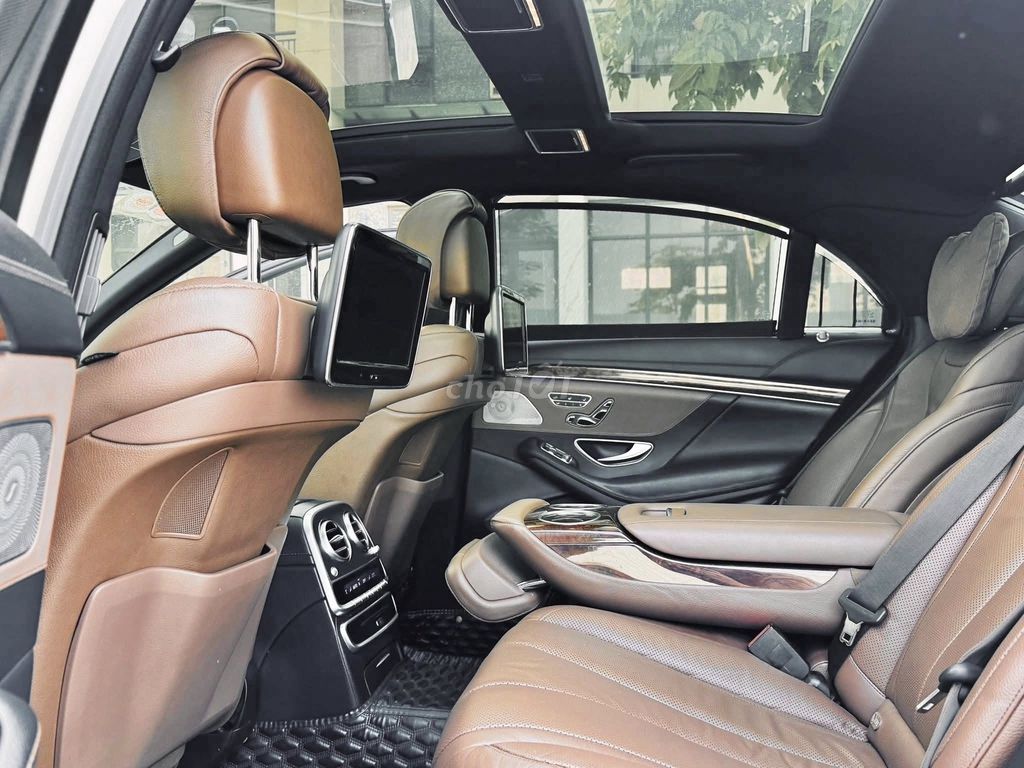 MERCEDES BENZ S400 Đời 2015 Độ Lên MAYBACH Cực Đẹp. Mua bán Ô tô tại Quận Tây Hồ Hà Nội được đăng bởi Nguyễn Hoàng Sơn hình 10