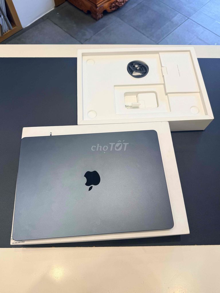 Apple MacBook Air M4 15" 16/256GB 99%. Mua bán Laptop tại Quận Ninh Kiều Cần Thơ được đăng bởi Minh Phát hình 1