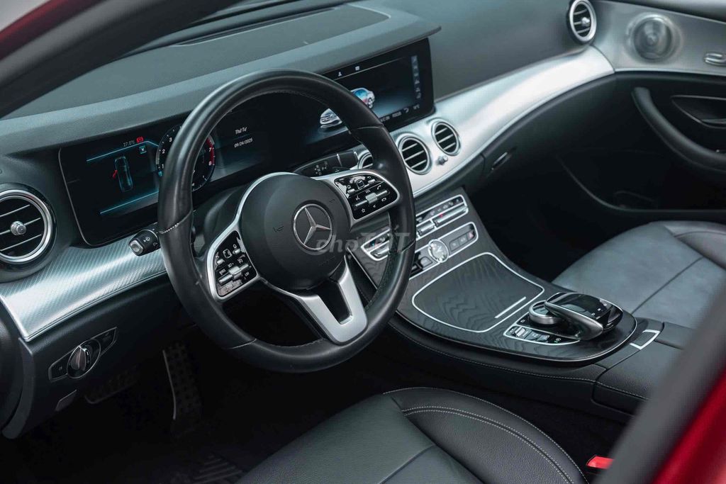 Mercedes Benz E Class 2019 E200 Sport - 40000 km. Mua bán Ô tô tại Quận 7 Tp Hồ Chí Minh được đăng bởi TrầnKimLA hình 19