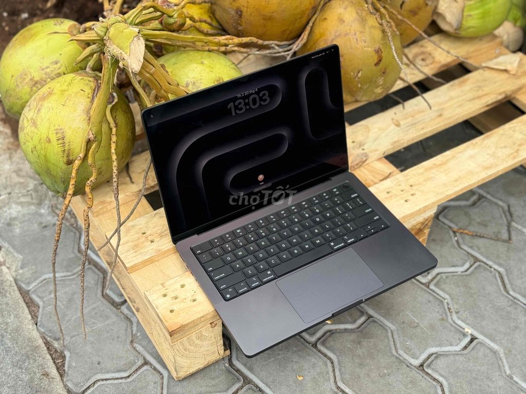 Macbook Pro 14 inch 2024 M4 16GB/512GB mới sạc 29L. Mua bán Laptop tại Quận 10 Tp Hồ Chí Minh được đăng bởi thông hình 1