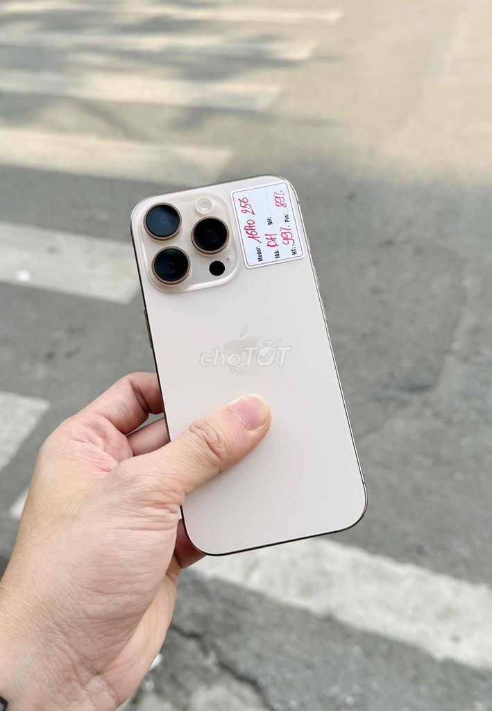 iPhone 16 Pro 256GB Gold KH/A zin nguyên cây. Mua bán Điện thoại tại Quận Đống Đa Hà Nội được đăng bởi Lâm Bảo Tuyên hình 1