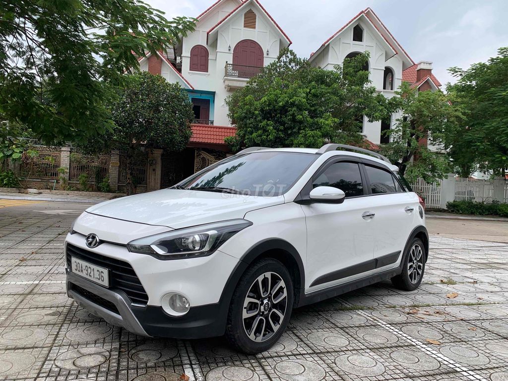 Em cần bán Hyundai i20 2016 1.4 AT. Mua bán Ô tô tại Quận Hà Đông Hà Nội được đăng bởi Vạn Phúc hình 3