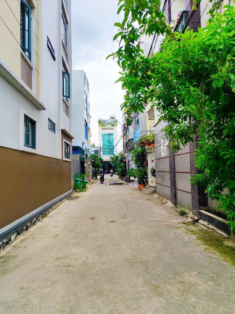 Đất nền 109m2, ô tô, gần Cao tốc, Vòng xoay Phú Hữu, Quận 9