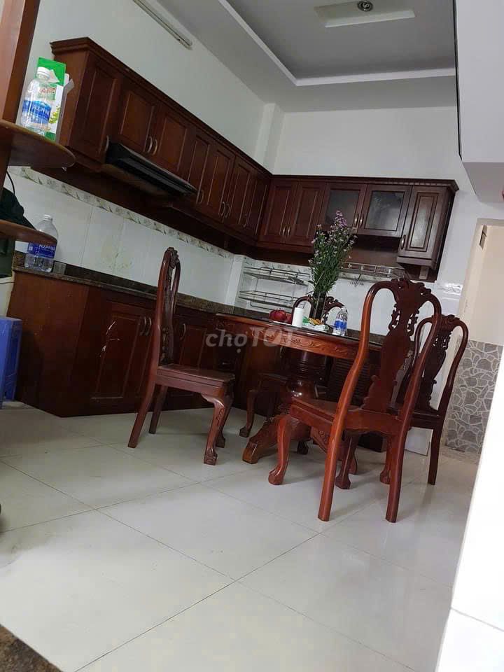 Rent · 4 bd · 50 м² · Quận Tân Bình, ул. Đường Lê Văn Sỹ