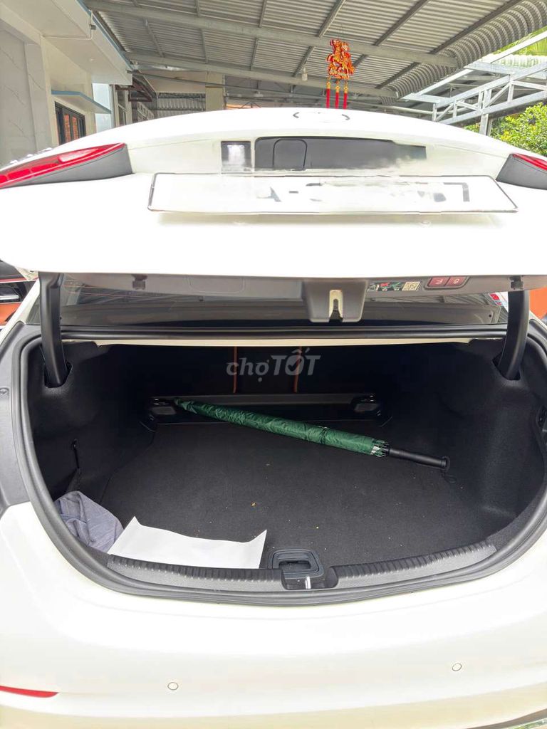 Mercedes C200 Avantgarde plus 2023 Trắng 26793 km