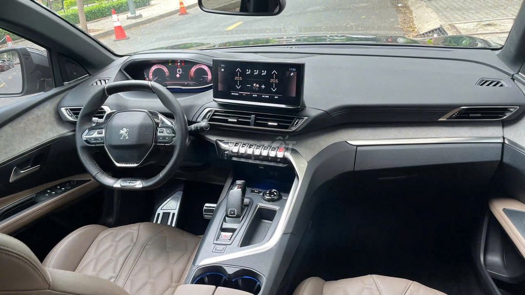 Peugeot 5008 2024 GT 1.6 AT siêu lướt 11000 km. Mua bán Ô tô tại Quận Gò Vấp Tp Hồ Chí Minh được đăng bởi NGUYỄN MINH VUA XE LƯỚT hình 9