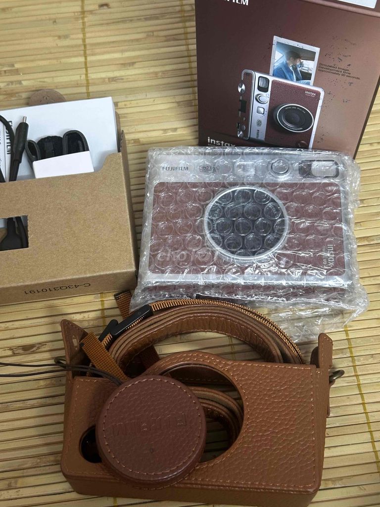 Máy ảnh Fujifilm Instax mini Evo Nâu Mới 99%. Mua bán Máy ảnh, Máy quay tại Quận Thanh Khê Đà Nẵng được đăng bởi Quốc Hải hình 1