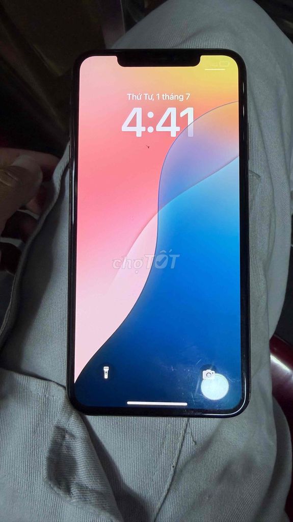 Apple iPhone XS Max 256GB quốc tế iCloud sạch. Mua bán Điện thoại tại Quận 7 Tp Hồ Chí Minh được đăng bởi Thanh hình 1