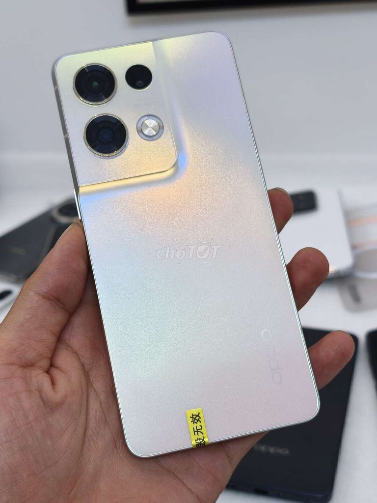 Oppo Reno 8 Pro 256GB Bạc. Mua bán Điện thoại tại Thành phố Thủ Đức Tp Hồ Chí Minh được đăng bởi Hải Nam Store hình 1