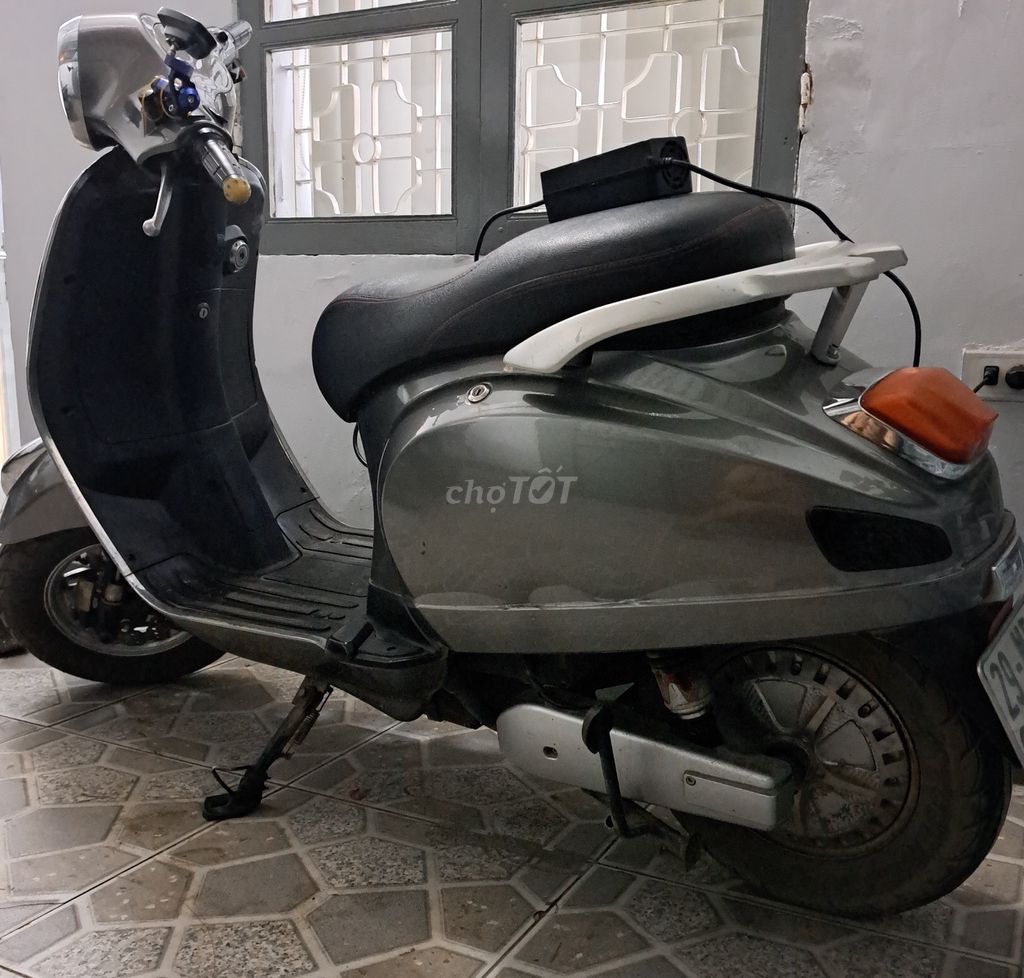 Cần bán xe máy điện Verpa 150 sx tại Đài Loan.. Mua bán Xe điện tại Quận Hoàng Mai Hà Nội được đăng bởi Tuấn Trịnh Anh hình 2