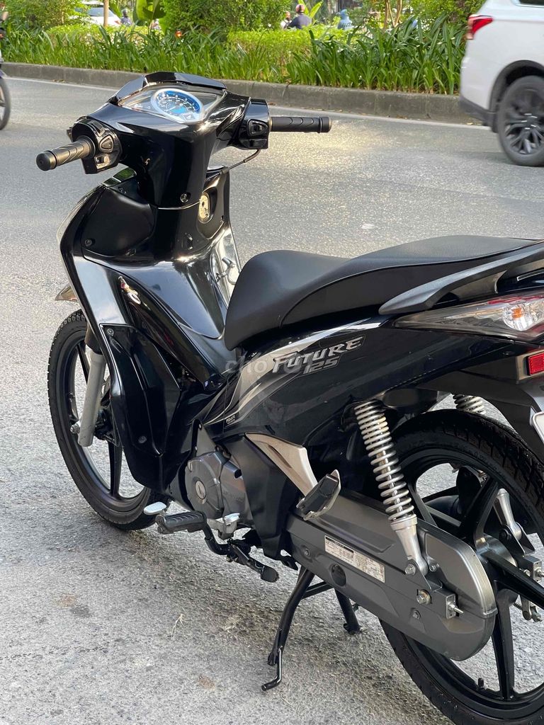 FUTURE125  chính chủ zin chất lượng cao. Mua bán Xe máy tại Quận Đống Đa Hà Nội được đăng bởi Hà hình 5