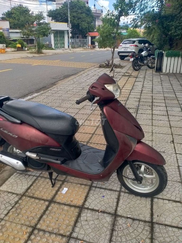 Honda Lead 2012 красный