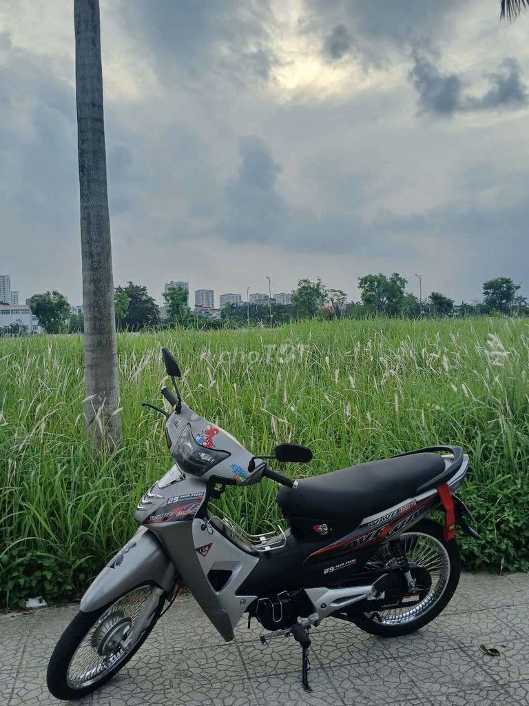 ALLY WS 50 2023 Xám 10000 km. Mua bán Xe máy tại Quận Cầu Giấy Hà Nội được đăng bởi Phong Nguyen kim hình 3