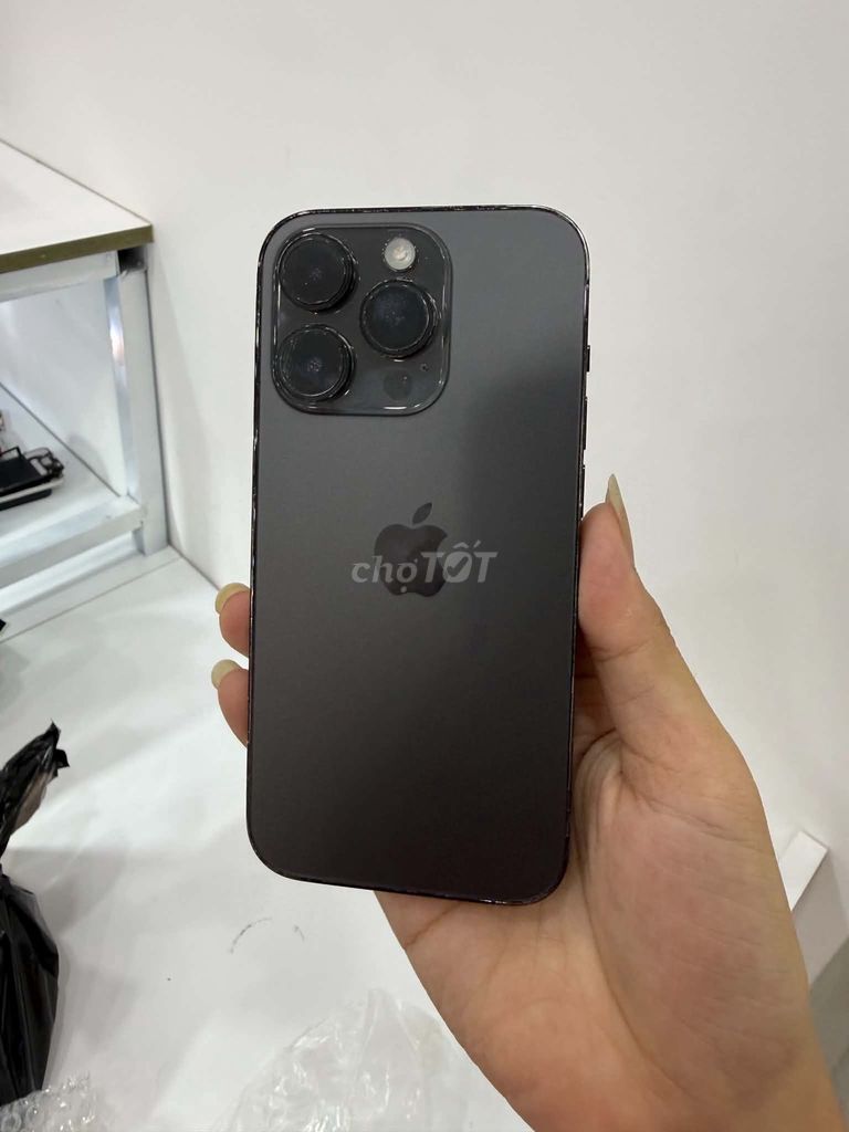 Apple iPhone 14 Pro 128GB Đen. Mua bán Điện thoại tại Thành phố Thủ Đức Tp Hồ Chí Minh được đăng bởi mẫn huỳnh hình 1