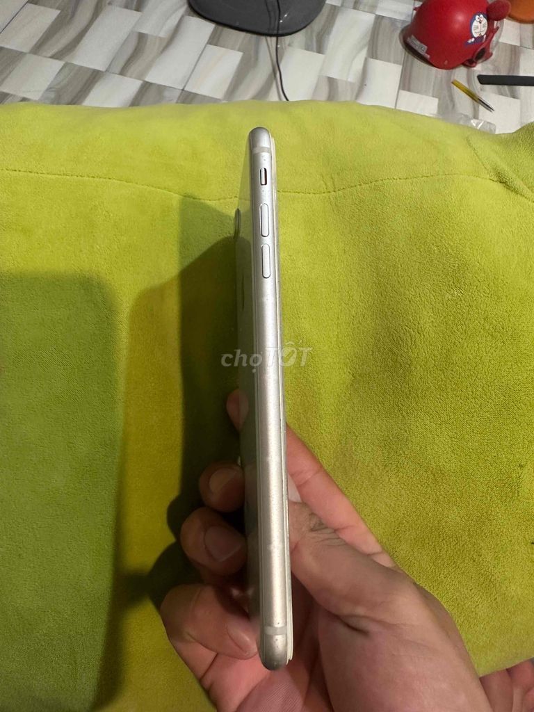 cần bán ip8 plus. Mua bán Điện thoại tại Huyện Châu Thành Kiên Giang được đăng bởi ng văn lý hình 1