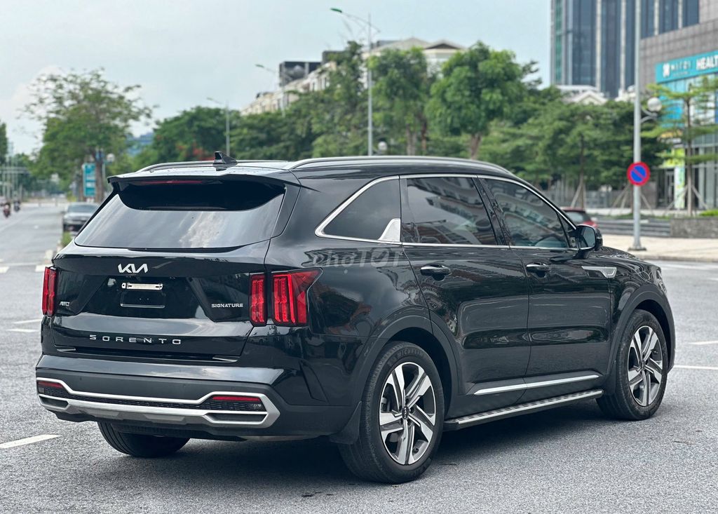 Kia Sorento 2.5 Signature 2022 màu đen. Mua bán Ô tô tại Quận Thanh Xuân Hà Nội được đăng bởi Nguyễn Tuấn Hoàng hình 4
