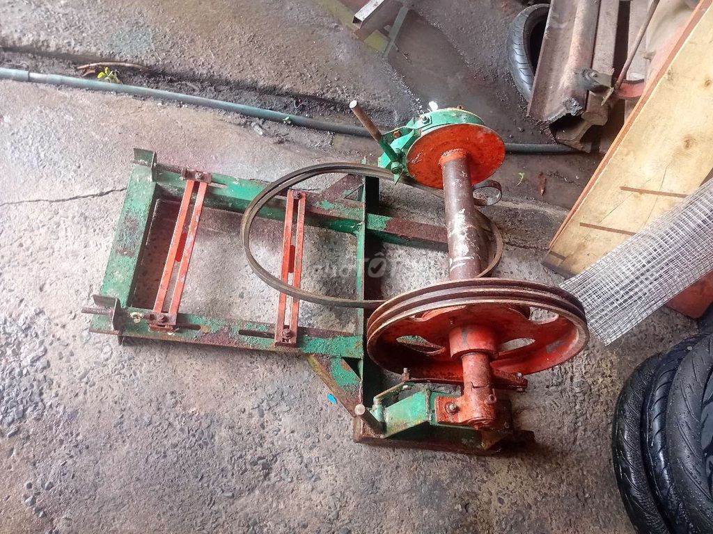 Khung máy tời lớn. Mua bán Đồ chuyên dụng, Giống nuôi trồng tại Huyện Bình Chánh Tp Hồ Chí Minh được đăng bởi Trần Minh Đạt hình 3