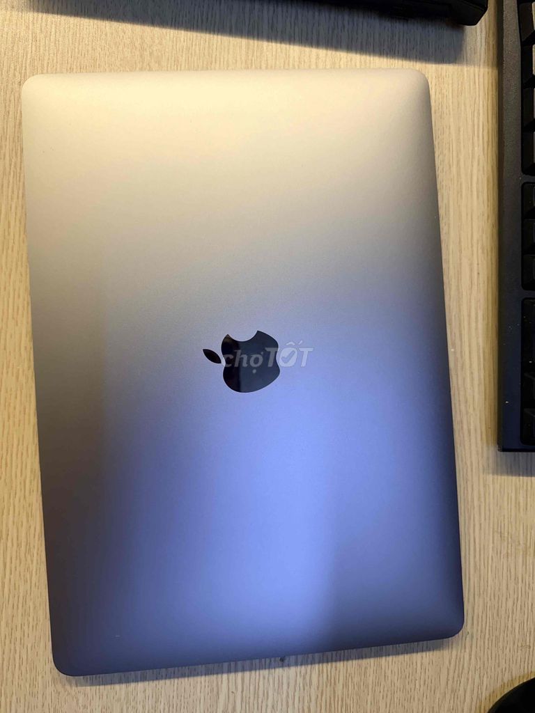 Apple Macbook Pro M1 13 inch 8GB/256GB Bạc. Mua bán Laptop tại Quận Ba Đình Hà Nội được đăng bởi Nguyen  hình 1