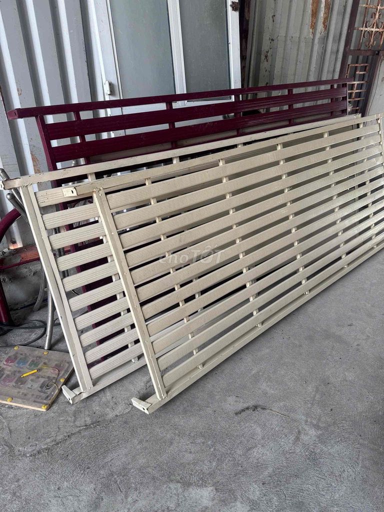 Giường sắt Sắt Kem 96x195. Mua bán Giường, chăn ga gối nệm tại Quận Gò Vấp Tp Hồ Chí Minh được đăng bởi Đại Nam  hình 1