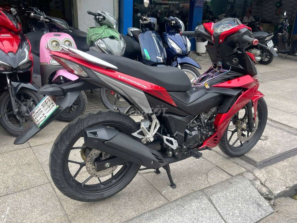 Honda winner 2018 mới 90% Bstp chính chủ. Mua bán Xe máy tại Quận Tân Phú Tp Hồ Chí Minh được đăng bởi Tuanduy hình 6