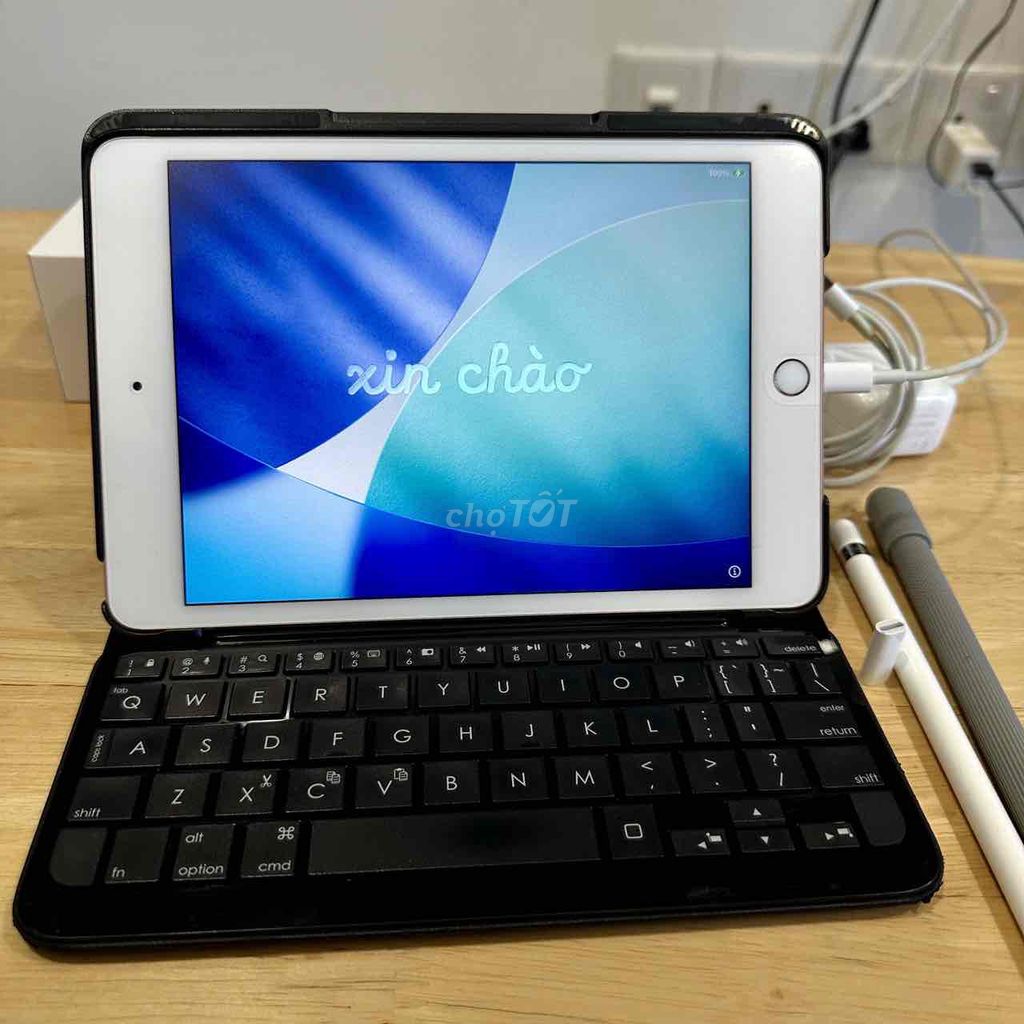 Apple iPad Mini 5 64GB Vàng. Mua bán Máy tính bảng tại Quận 3 Tp Hồ Chí Minh được đăng bởi Nguyễn Phú Quí hình 1