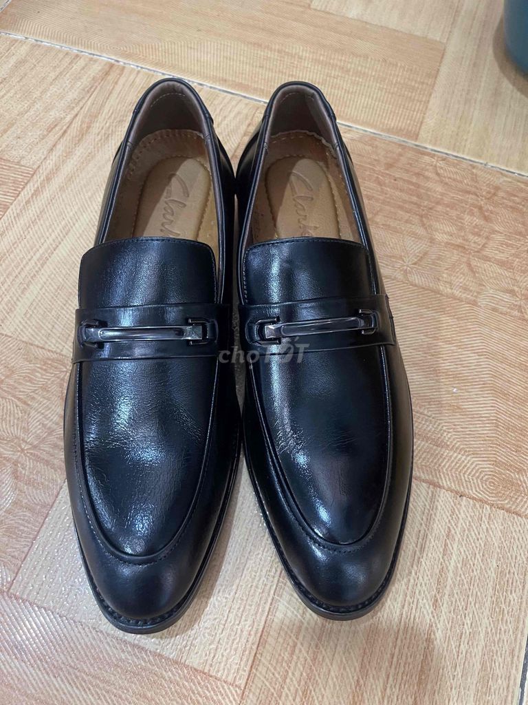 Giày tây Clarks Nam Đen size 38.5. Mua bán Giày dép tại Huyện Kế Sách Sóc Trăng được đăng bởi 2hand vintage hình 1