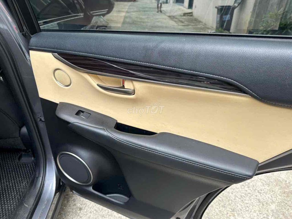 Lexus NX 2015 200t - 75000 km. Mua bán Ô tô tại Quận 7 Tp Hồ Chí Minh được đăng bởi auto thanh tâm  hình 9