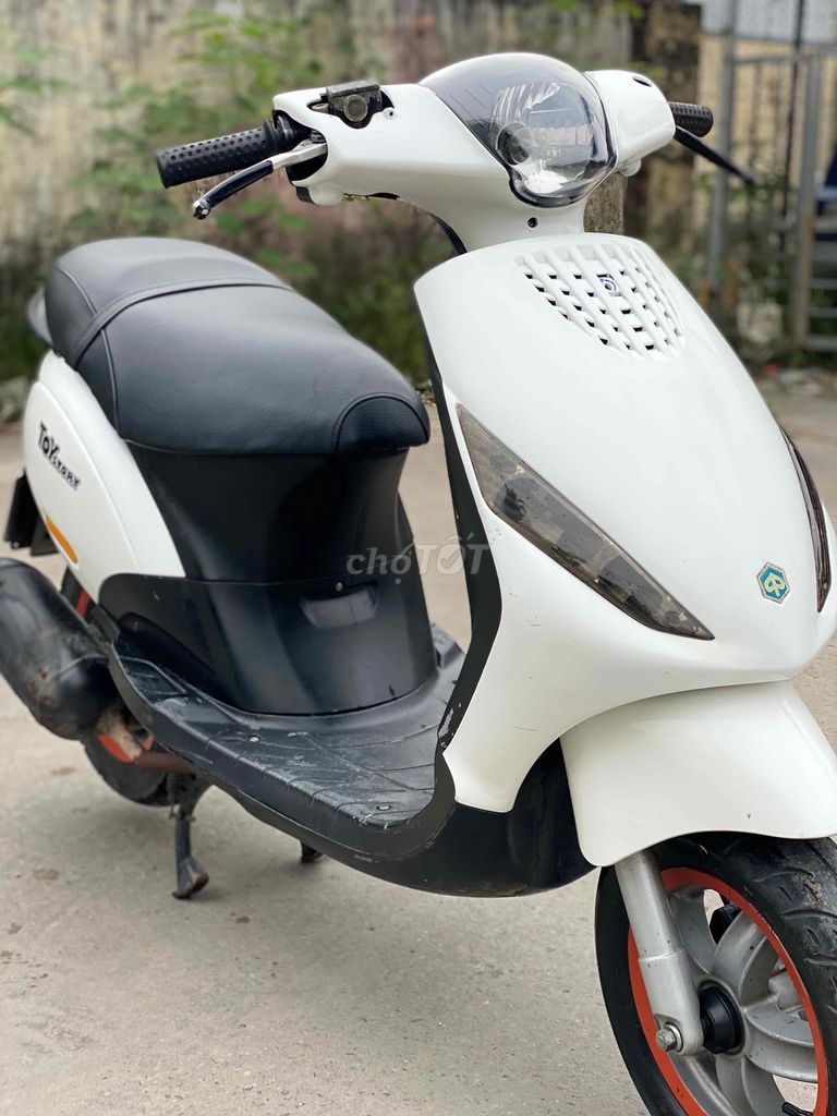 PIAGGIO ZIP 2015 trắng chạy êm , chính chủ. Mua bán Xe máy tại Quận Nam Từ Liêm Hà Nội được đăng bởi Minh Minh hình 5