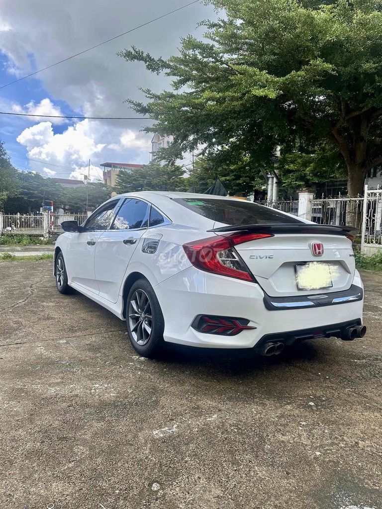 Honda Civic 2018 1.8 E - 200000 km. Mua bán Ô tô tại Thành phố Bảo Lộc Lâm Đồng được đăng bởi Trần hữu Nghĩa hình 5