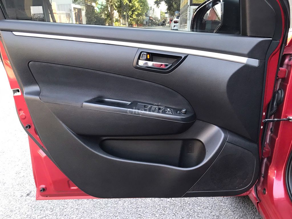 Suzuki Swift 2014: 1.4 AT Chính Chủ. Mua bán Ô tô tại Quận Hải An Hải Phòng được đăng bởi Đức Vinh hình 7