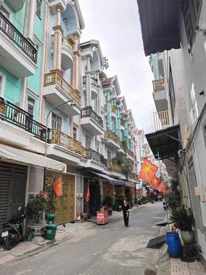 Аренда · 5 комн. · 55 м² · Quận Bình Tân, ул. Đường Bến Lội