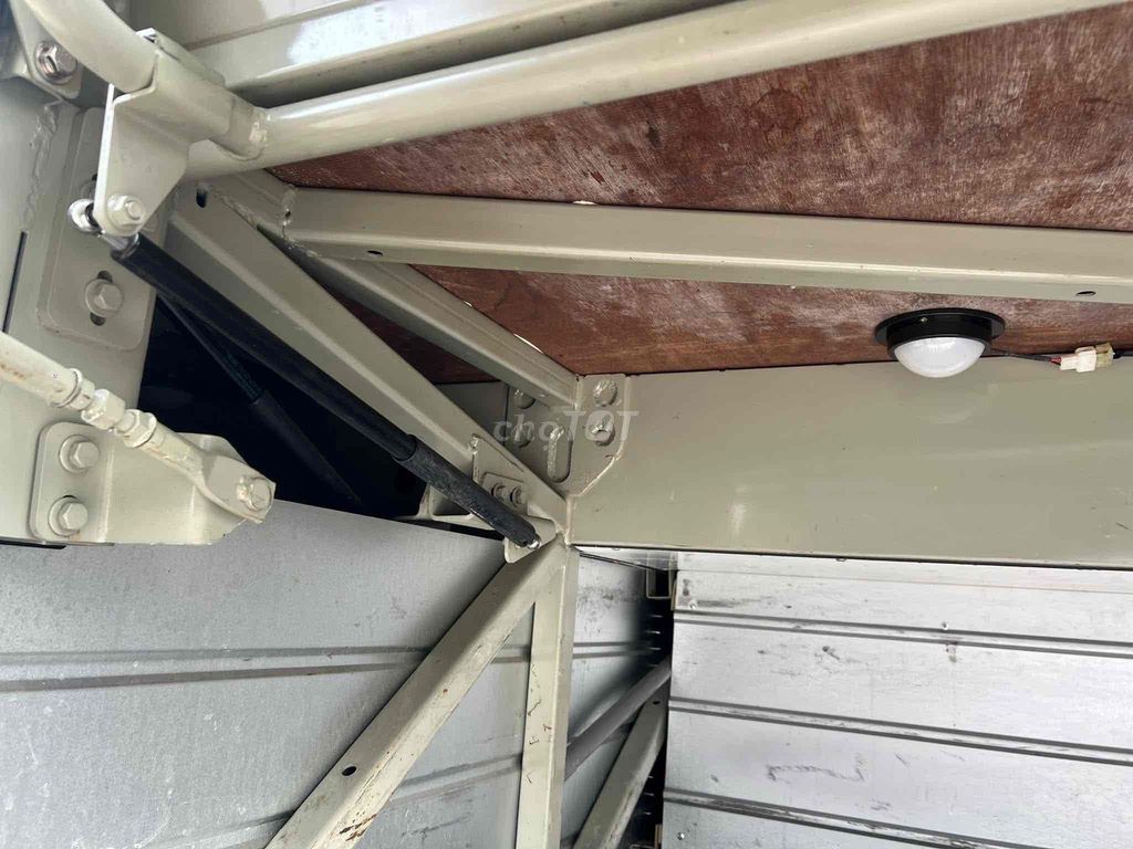 Evergreen Sky Cloud 29 chỗ Trắng Mới. Mua bán Phương tiện khác tại Quận Bình Tân Tp Hồ Chí Minh được đăng bởi tài hình 8