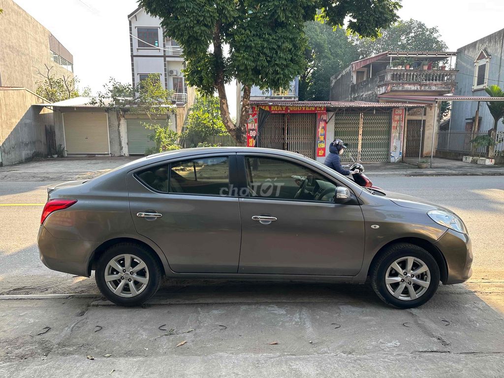 Nissan Sunny 2014 XV - 106000 km. Mua bán Ô tô tại Quận Cầu Giấy Hà Nội được đăng bởi Nguyễn Văn Hoàng Nam hình 7