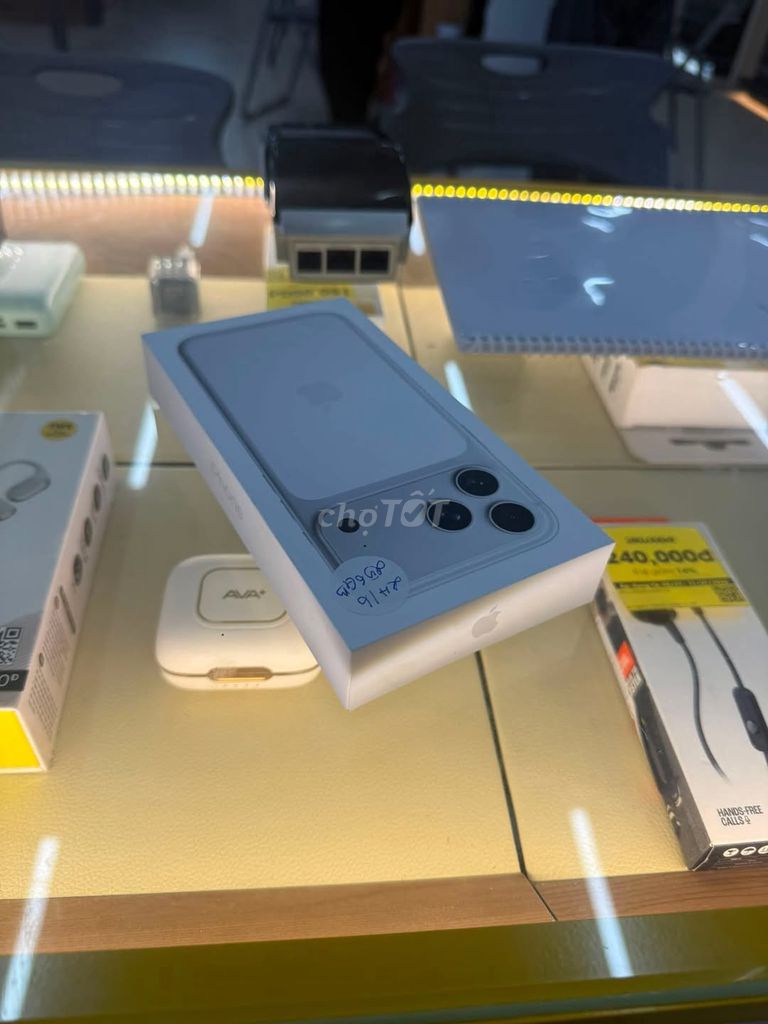 Apple iPhone 13 Pro Max 256GB Bạc. Mua bán Điện thoại tại Quận Tân Phú Tp Hồ Chí Minh được đăng bởi Hội Đồ Điện Tử hình 1