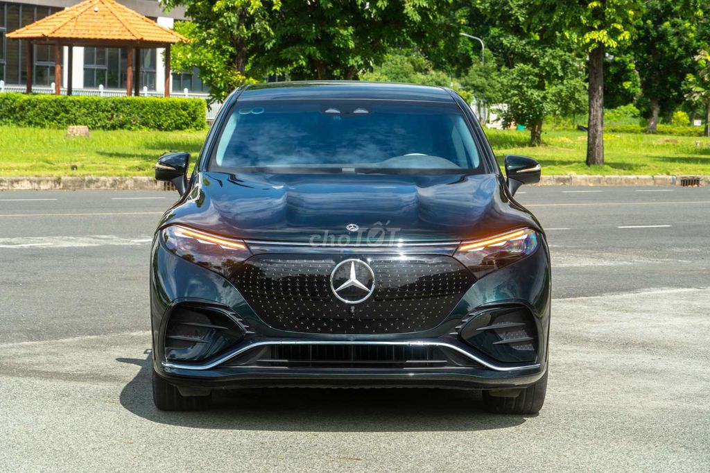 Mercedes EQS500 SUV 2023 Xanh Lục Bảo cực đẹp