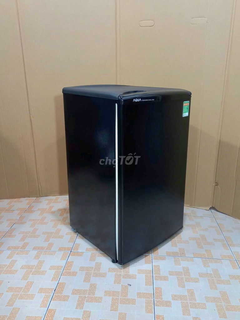 Tủ lạnh Aqua 983N5 nhỏ gọn 1 ngăn, tiết kiệm điện.. Mua bán Tủ lạnh tại Quận Tân Phú Tp Hồ Chí Minh được đăng bởi ĐỨC hình 1
