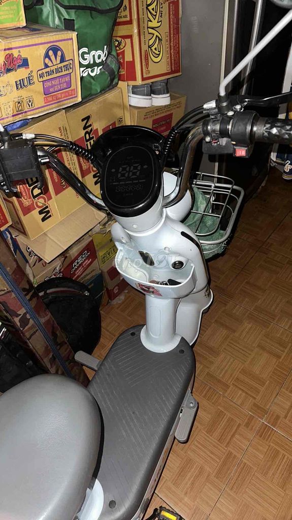 e cần bán xe đam điện moka