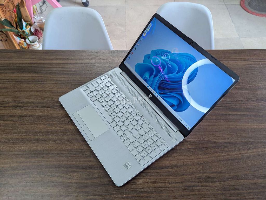 LAPTOP HP 15S-DU MẪU THỜI TRANG VĂN PHÒNG CHỈ 5TR5. Mua bán Laptop tại Thành phố Thuận An Bình Dương được đăng bởi LAPTOP THUẬN AN PMVcomputer hình 2