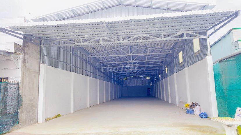 Cho thuê kho 350 m2 sân rộng gần cảng Cái Cui