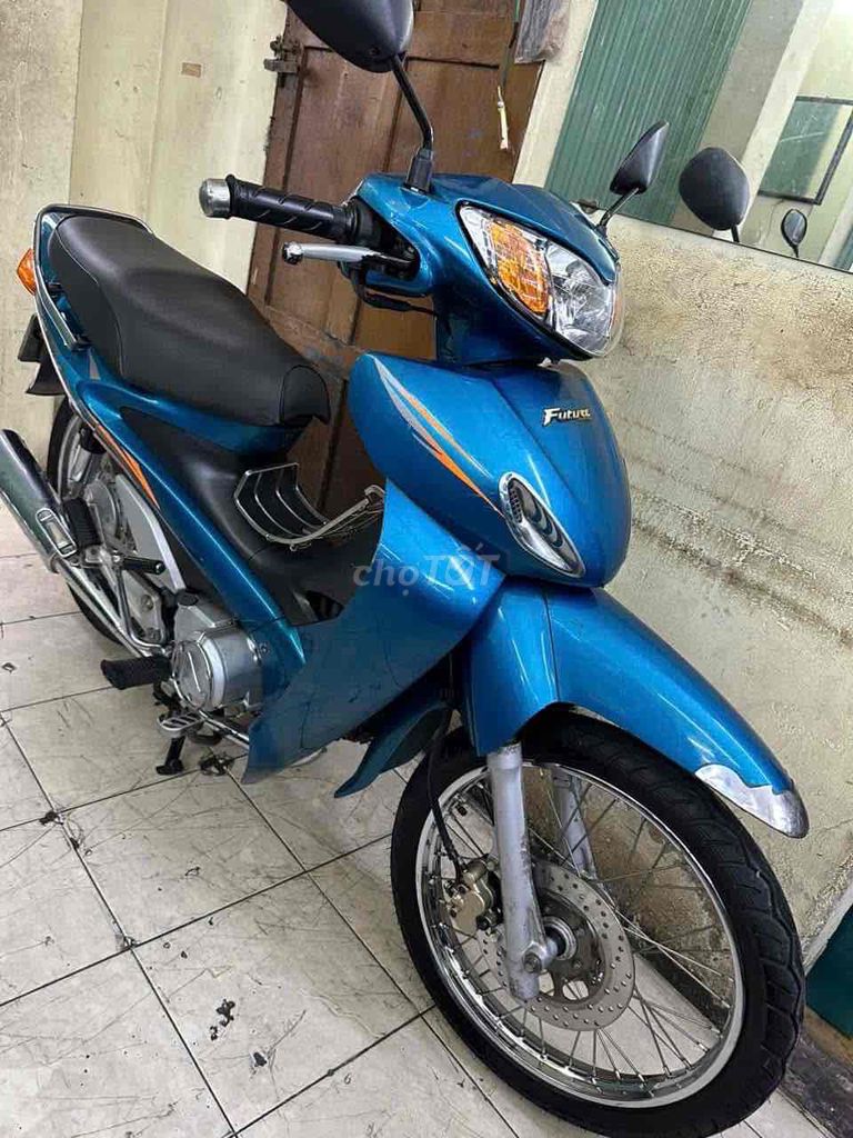 Future 2001. đầu nồi zin 100%. BSTP 1 đời chủ. Mua bán Xe máy tại Quận Bình Thạnh Tp Hồ Chí Minh được đăng bởi Lê Nhân hình 3