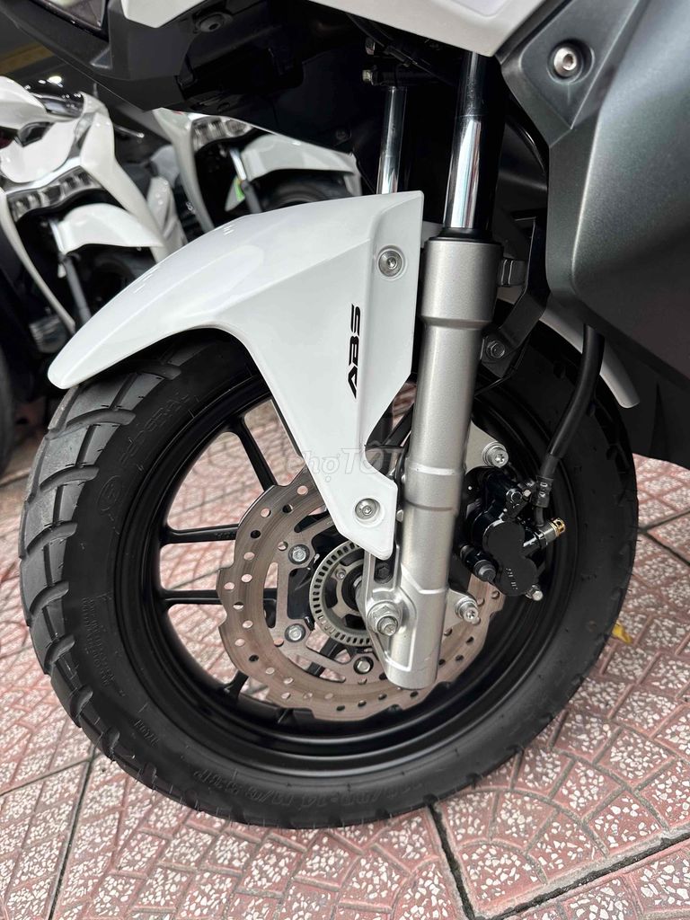 Honda ADV 150 ABS 2020 Бело-черный с документами владельца