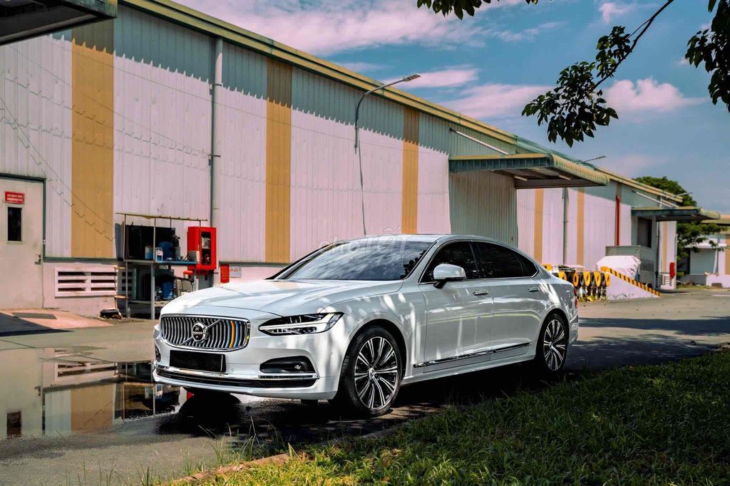 Volvo S90 2022 LWB Ultimate B6 AWD - Bank 90%. Mua bán Ô tô tại Quận 7 Tp Hồ Chí Minh được đăng bởi PHÁT ĐẠT LUXURY CAR hình 10