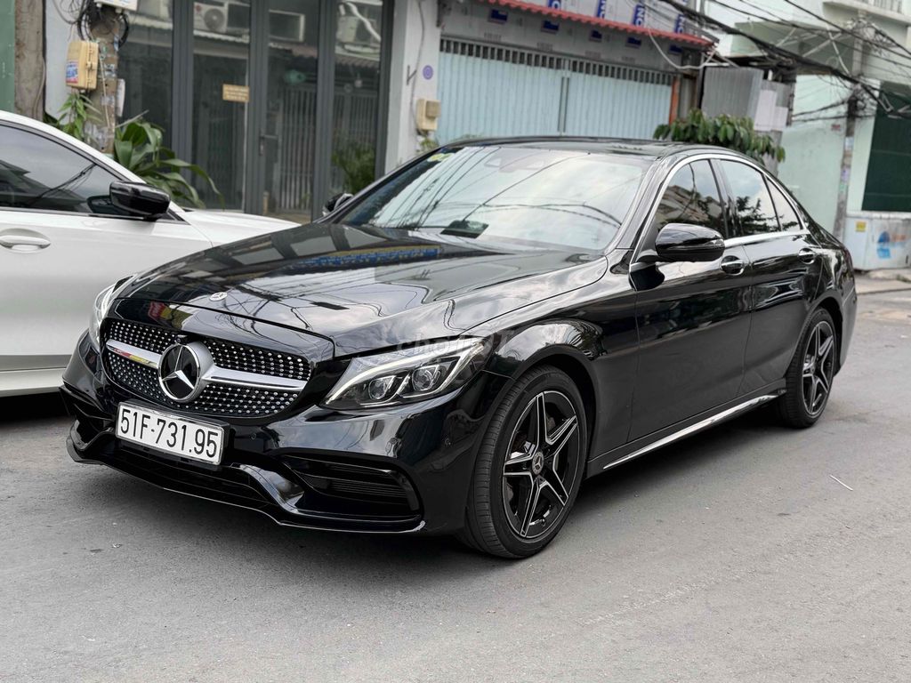 Mercedes-Benz C300 AMG 2016 Đen 64097 km. Mua bán Ô tô tại Quận 7 Tp Hồ Chí Minh được đăng bởi Long hình 5