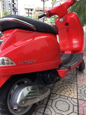 Xe Vespa LX Màu Đỏ Chính Chủ 29HN Mua bán tại nhà. Mua bán Xe máy tại Quận Hai Bà Trưng Hà Nội được đăng bởi Gia Khánh Thiết kế Kiến trúc Uy tín